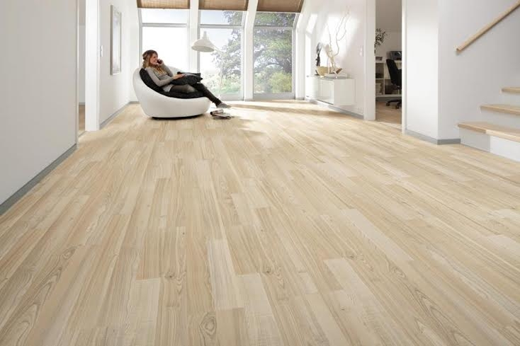 Sàn gỗ tự nhiên hay sàn gỗ công nghiệp