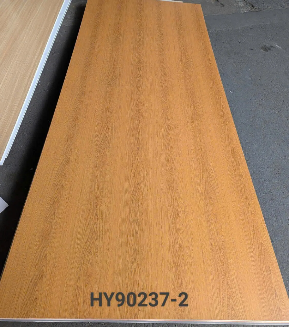 HY90237-2