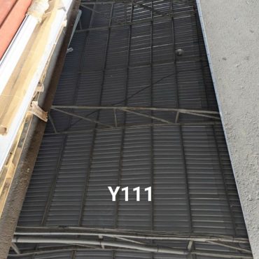 Y111